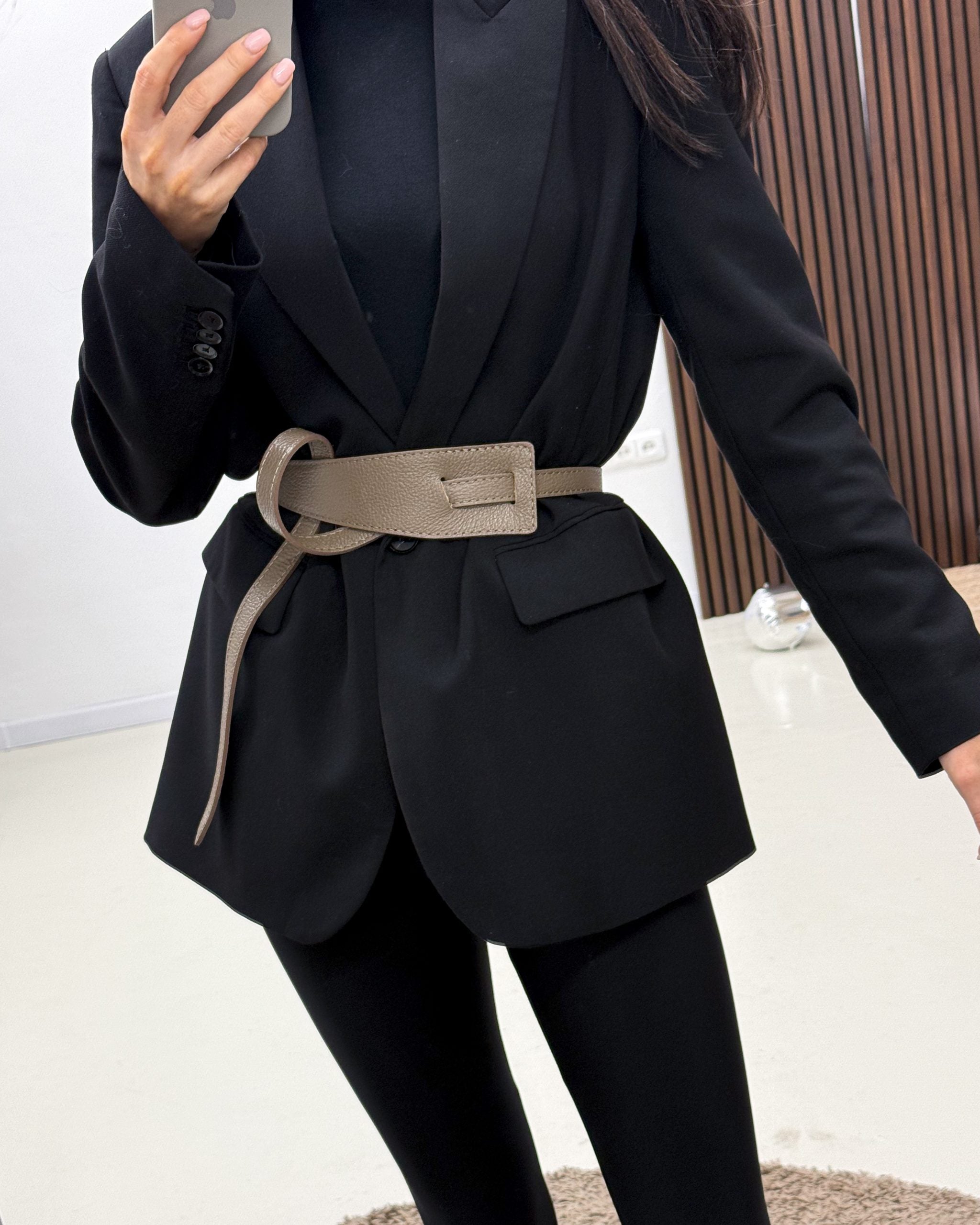 Brūna/taupe ādas josta bez furnitūras - 13815