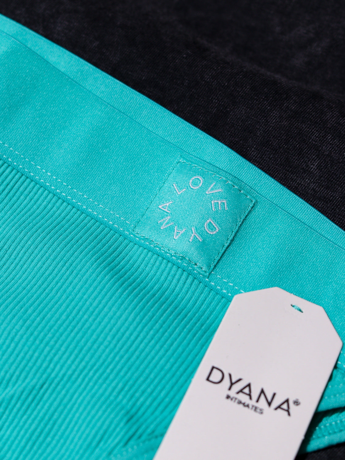 Zaļzilas ''LOVE'' apakšbikses 'brazil' tipa - 14399