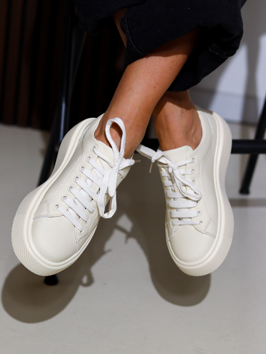 Bēšas krāsas, m/ā zemie apavi/kediņas - 14418