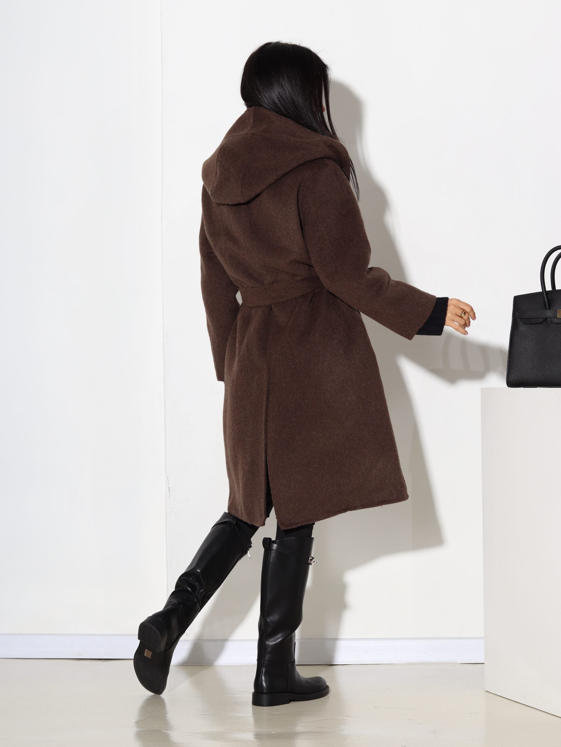 T.brūns vilnas mētelis ar kapuci - 17042