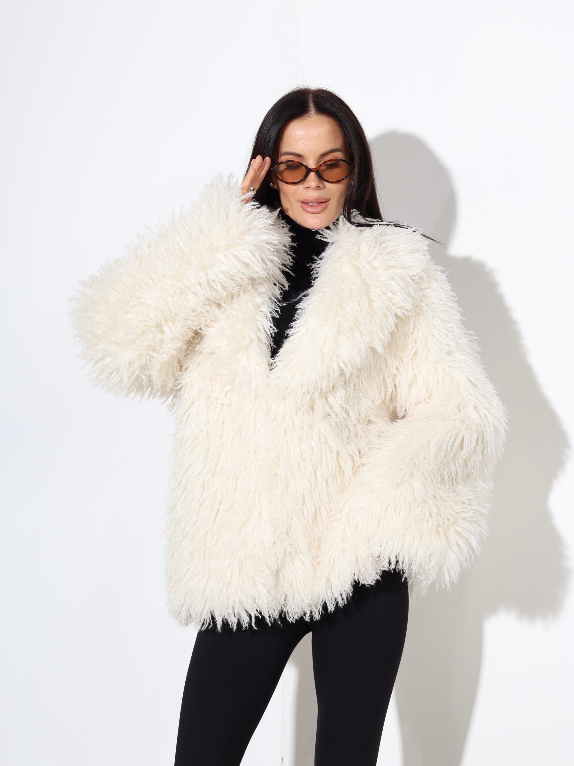 Balts, īss 'Bārnij' kažociņš - 17811