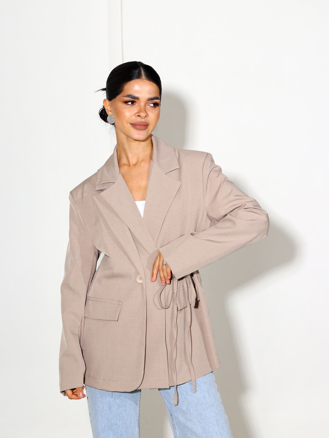 Bēša žakete ar sienamu auklņu - 14452