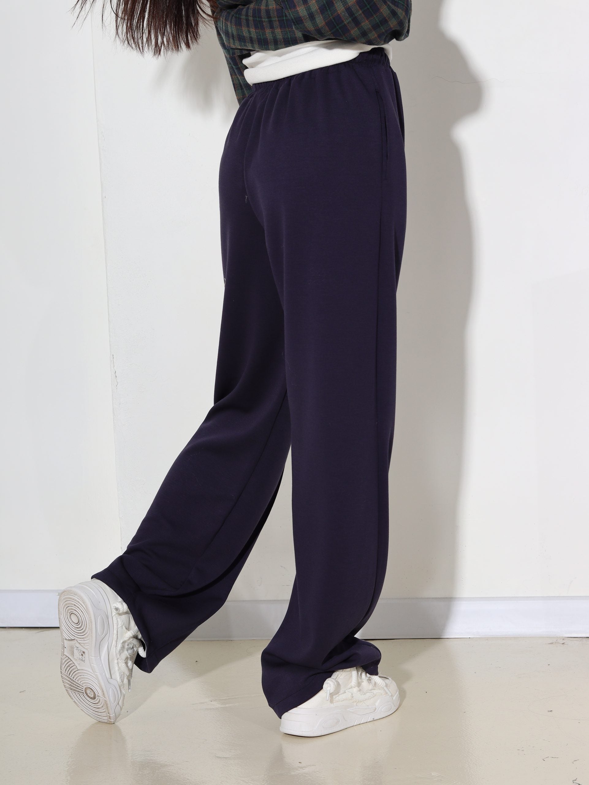 Tumši zilas krāsas, sportiska stila bikses - 16448