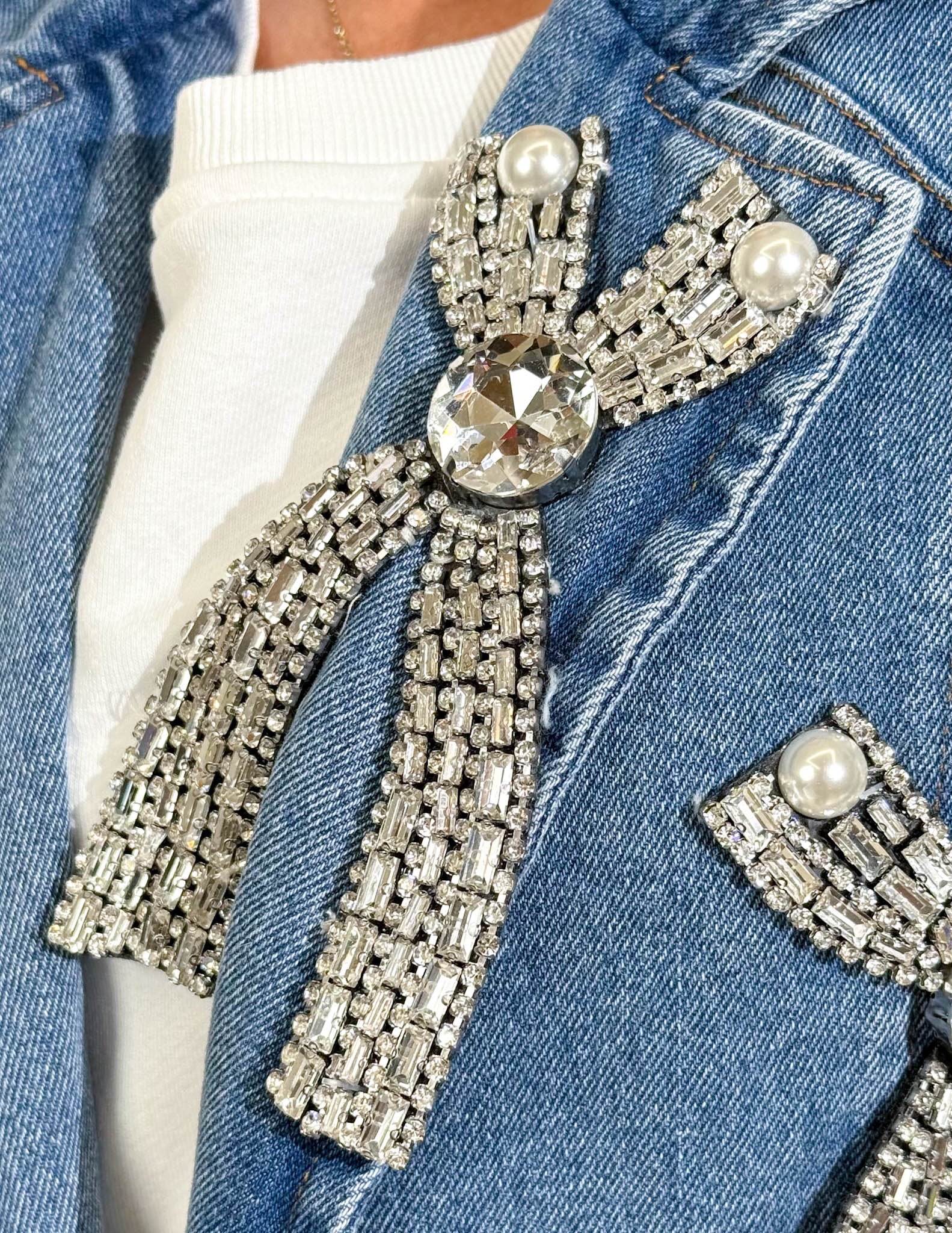 Zilas krāsas džinsa žakete/ jaka ar dekoratīvām bantēm  - 15886