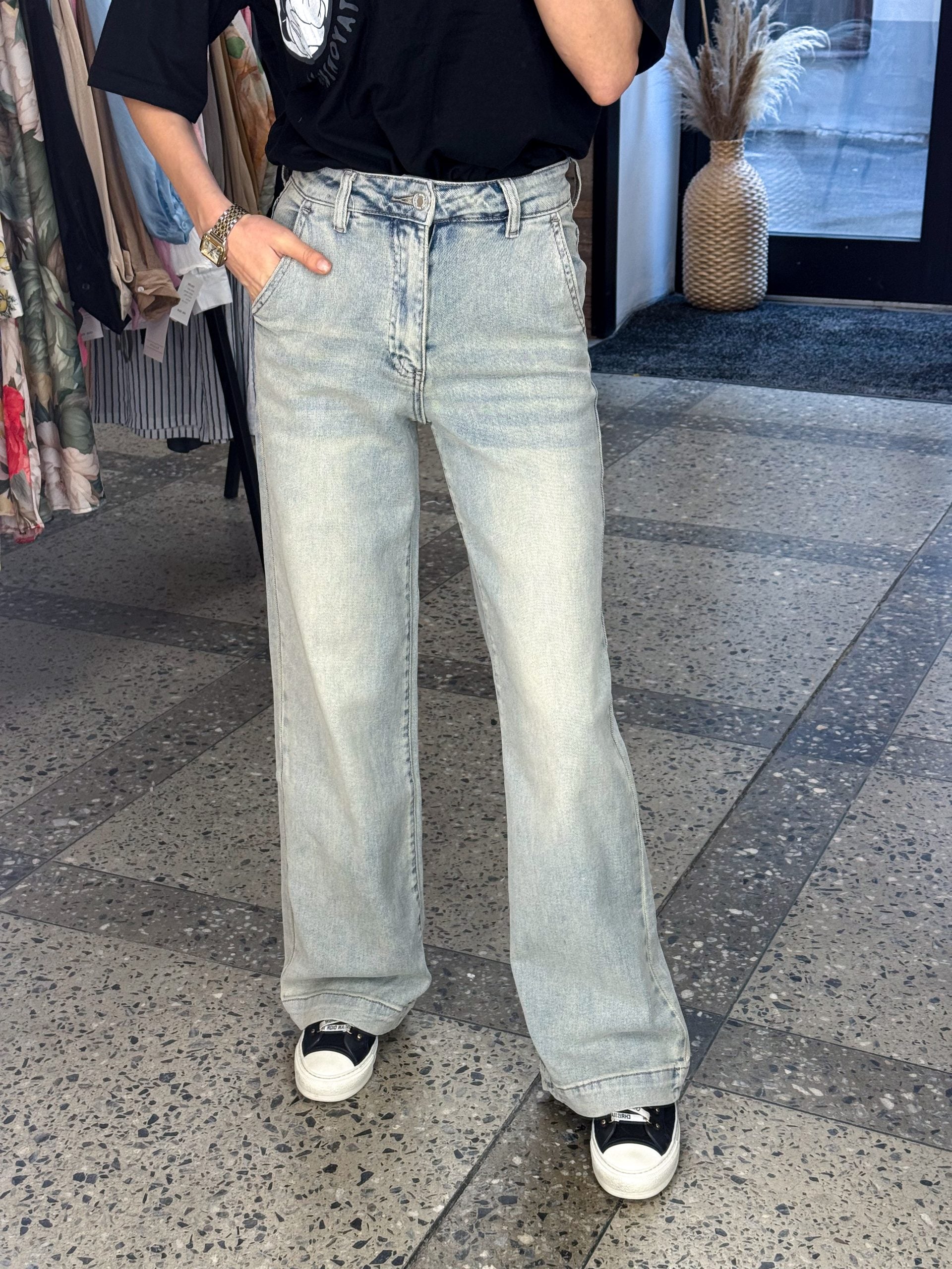 Zilganbēšas džinsa bikses ,, Dad fit '' - 14956