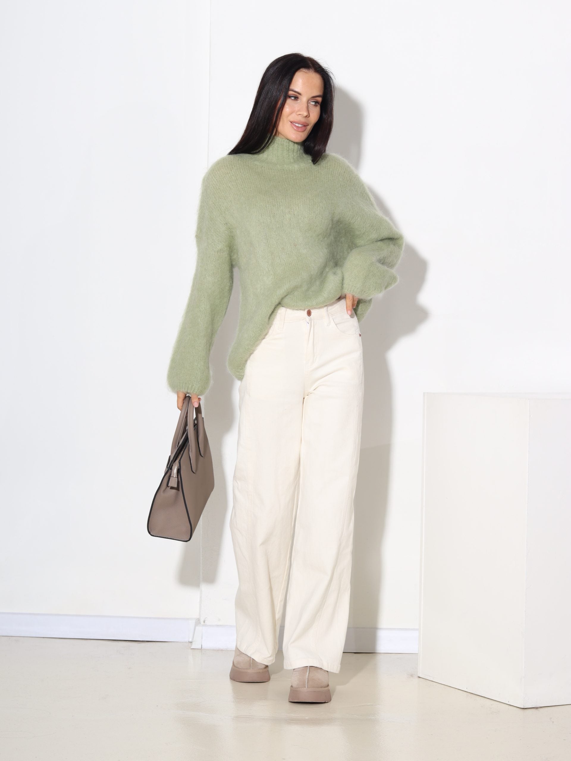 Zaļš džemperis ar 'Mini Up' kaklu, mohēra sastāvā - 17521