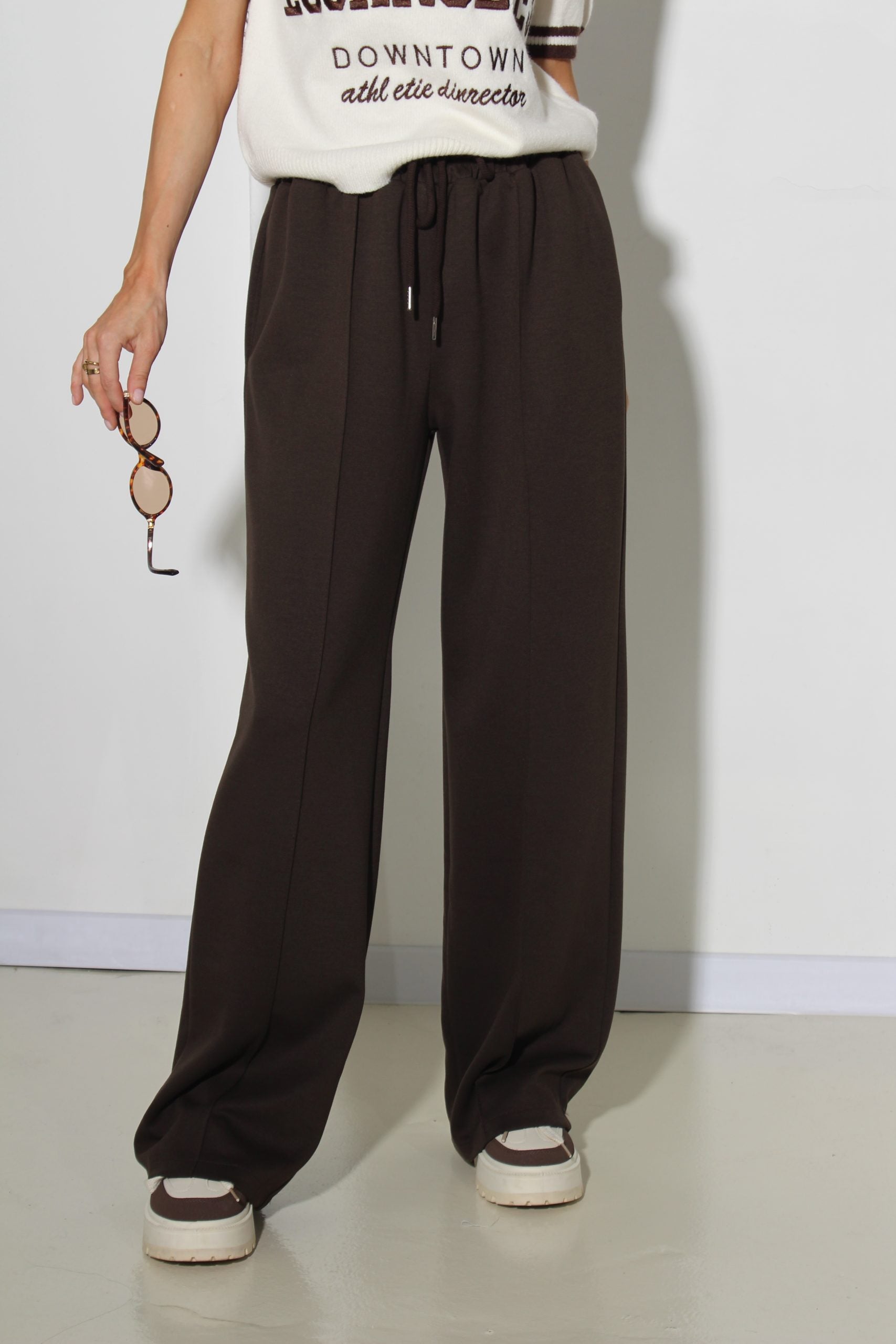 Tumši brūnas, sportiska stila bikses - 16082