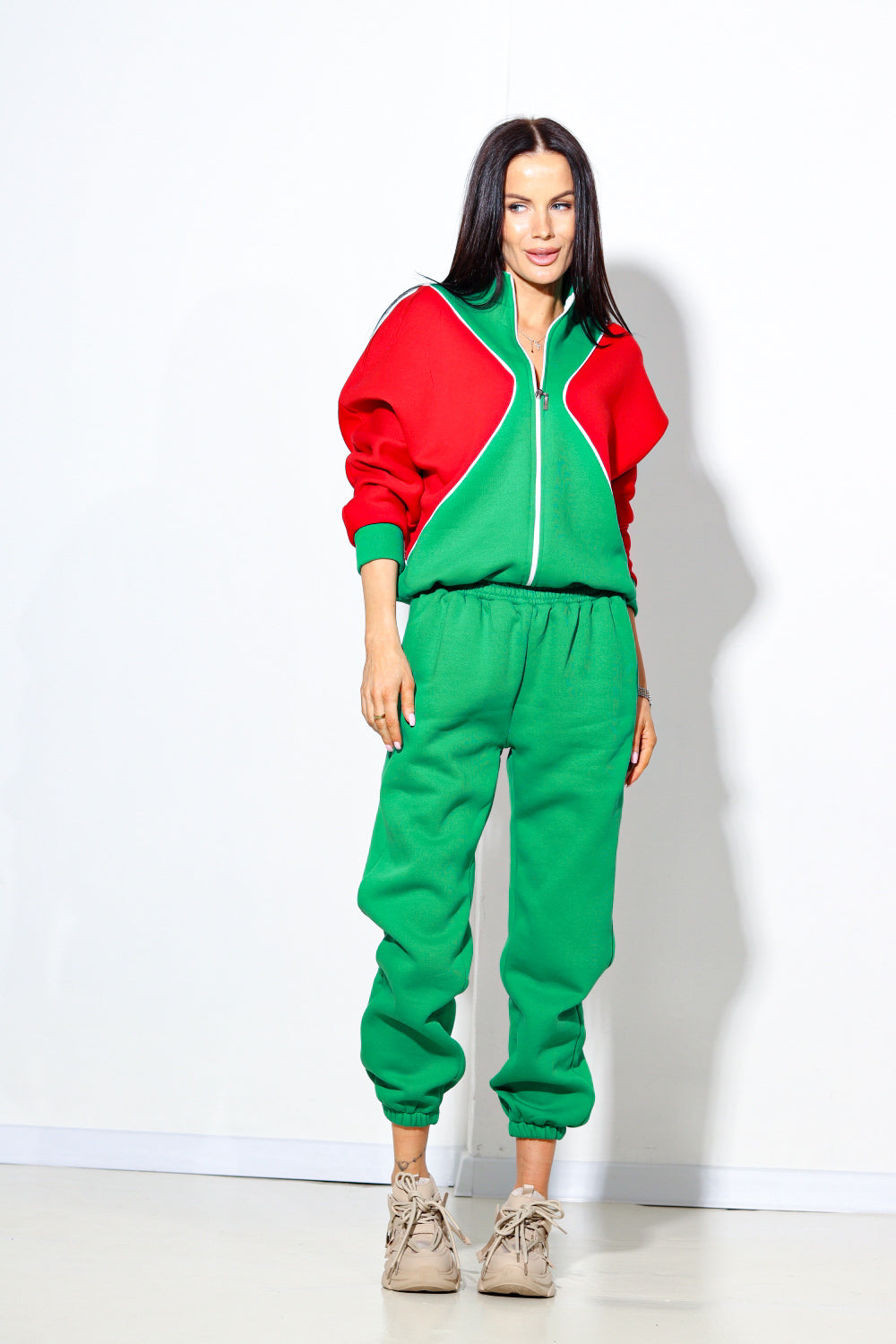 Zaļš+ sarkans 2daļīgs sporta komplekts  - 13949