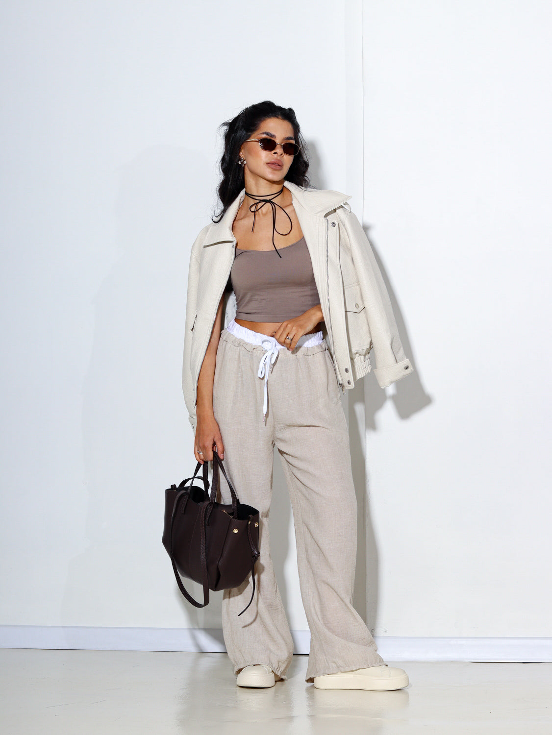 Bēšas lina tipa bikses ar baltu vidukļa daļu - 14491