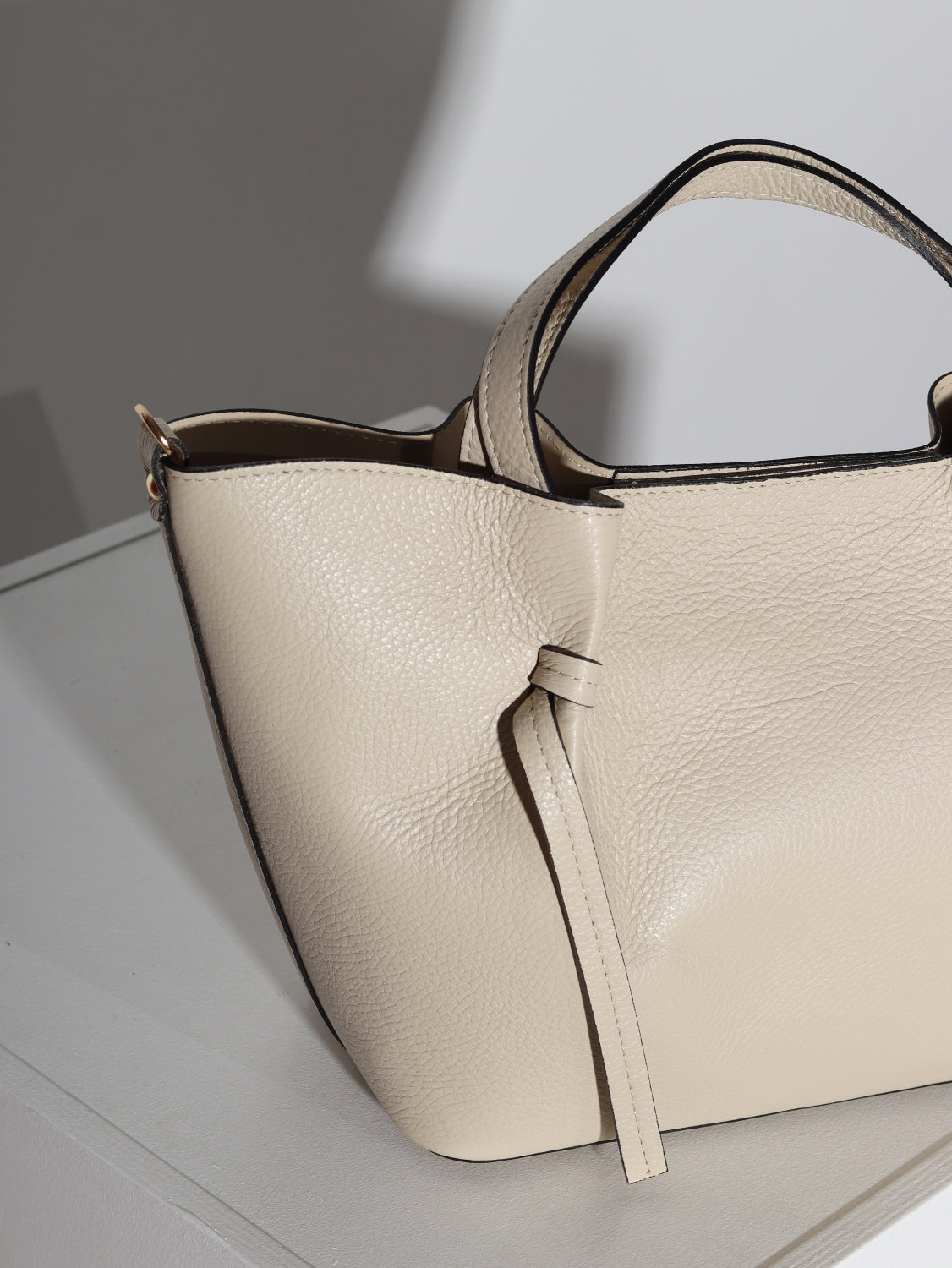 Bēša, d/ā, trapecveida soma - 15077